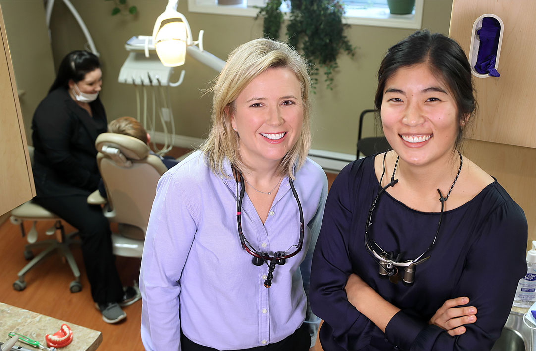 Drs. Carolyn Macnutt and Eunnie Kim